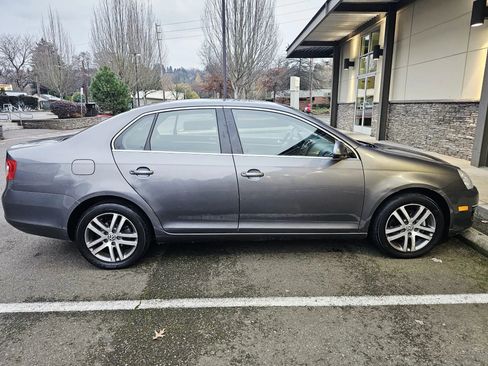Used 2006 Volkswagen Jetta TDI image 6
