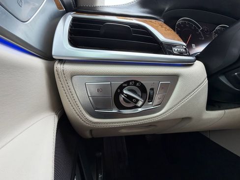 Used 2016 BMW 750i xDrive xDrive image 31