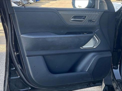 Used 2025 INFINITI QX80 Autograph AWD/4WD image 22