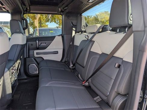 New 2026 GMC Hummer EV 4x4 Crew Cab image 19