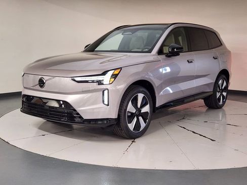 New 2026 Volvo EX90 Plus image 1