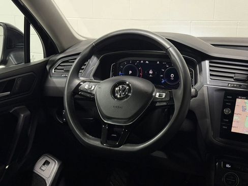 Used 2020 Volkswagen Tiguan S image 26