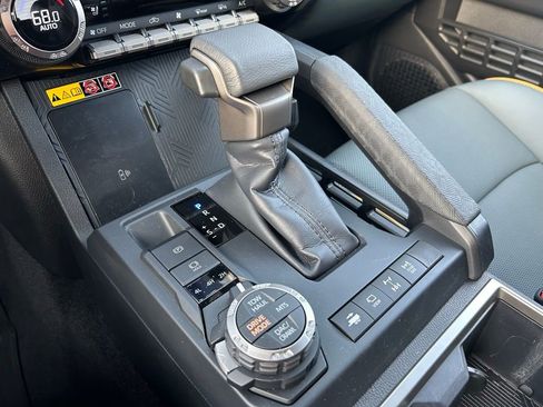 Certified 2025 Toyota Tacoma 4x4 Double Cab Hybrid image 28