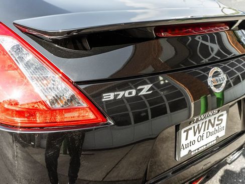 Used 2017 Nissan 370Z Touring Sport RWD image 31