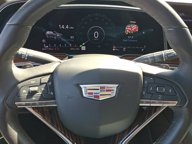 Used 2023 Cadillac Escalade Premium Luxury AWD/4WD image 22
