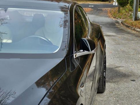 Used 2018 Tesla Model S 100D image 21