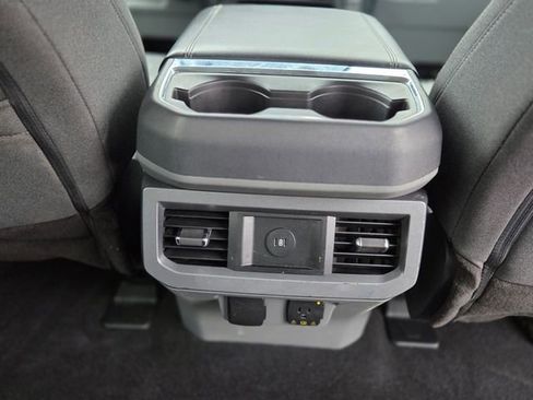 Used 2023 Ford F250 XLT w/ FX4 Off-Road Package image 16