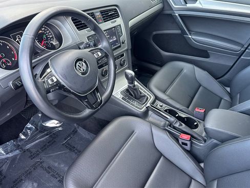 Used 2017 Volkswagen Golf Wolfsburg Edition image 12
