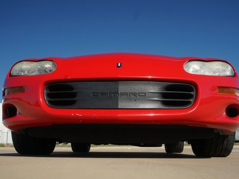 Used 1999 Chevrolet Camaro Z28 w/ Performance Pkg image 25