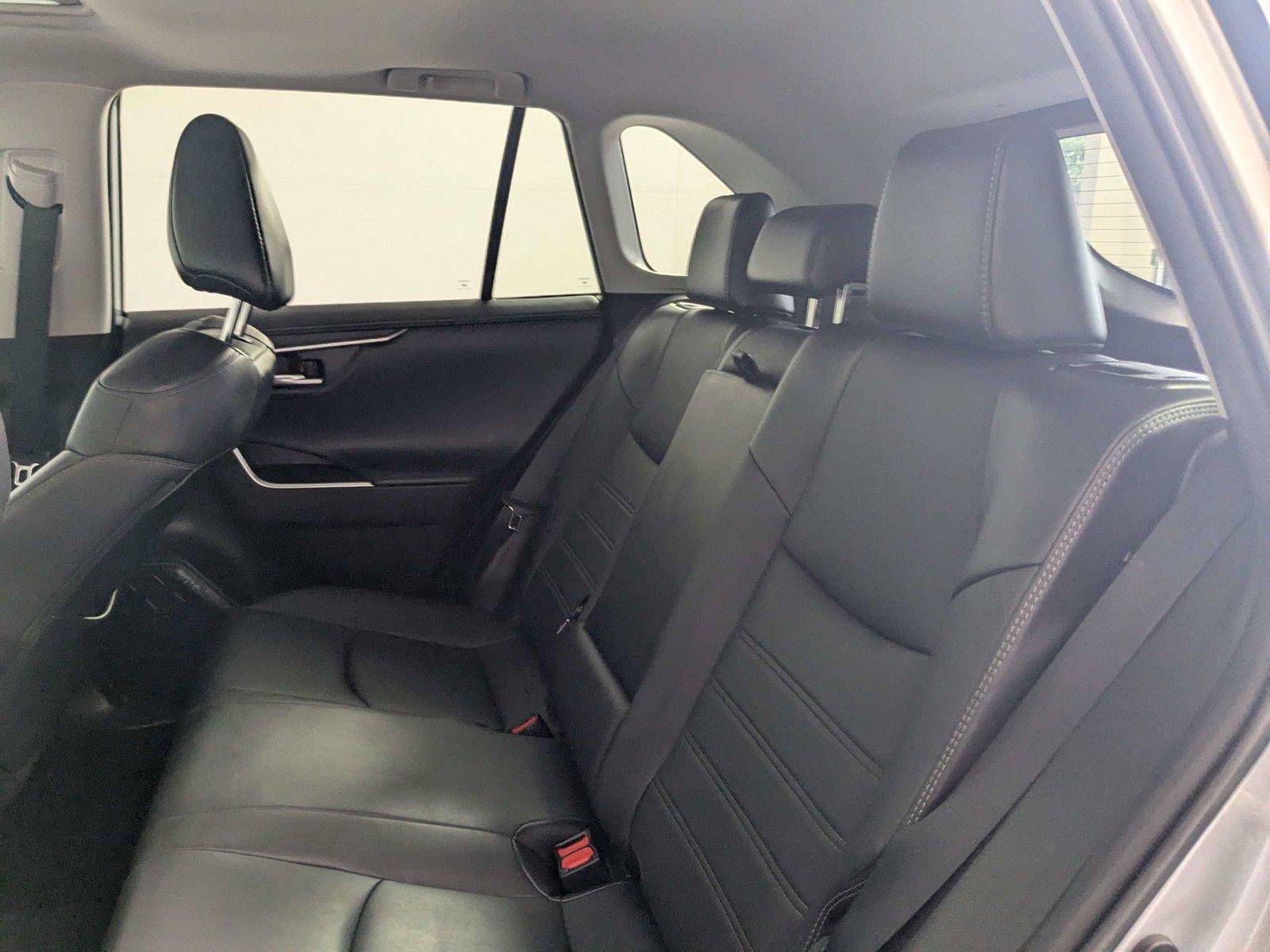 Used 2021 Toyota RAV4 Limited AWD/4WD image 37