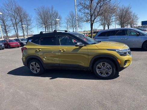 Used 2024 Kia Seltos S image 7