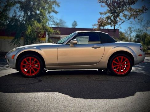 Used 2006 MAZDA MX-5 Miata Limited Edition image 4