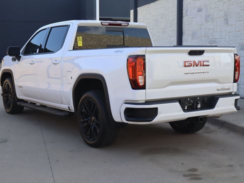 Used 2026 GMC Sierra 1500 Elevation w/ Elevation Premium Package AWD/4WD image 3