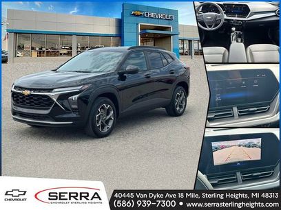 Used 2025 Chevrolet Trax LT