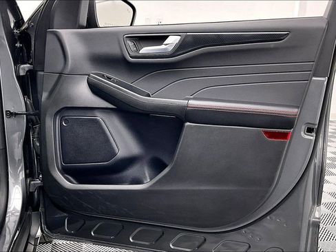 Certified 2024 Ford Escape ST-Line w/ Tech Pack #1 image 24