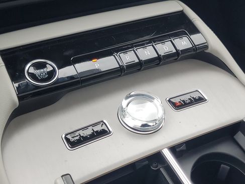 New 2026 Lincoln Navigator Reserve w/ Jet Appearance Package AWD/4WD image 23