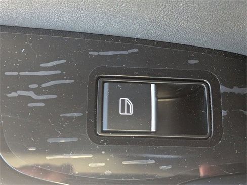 Used 2025 MAZDA MAZDA3 Hatchback w/Premium Plus Pkg image 26