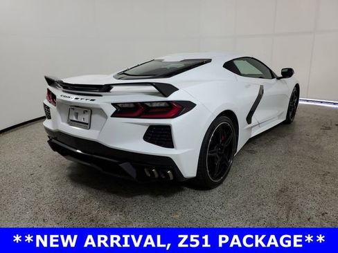 Used 2022 Chevrolet Corvette Stingray Coupe w/ Z51 Performance Package image 5