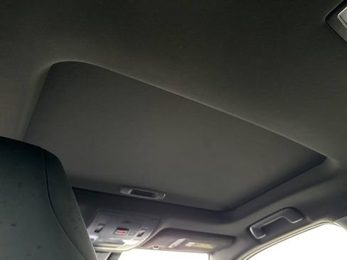Used 2019 Lexus UX 200 F Sport w/ F Sport Premium Package FWD image 17