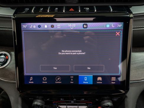 Used 2025 Jeep Grand Cherokee L Overland AWD/4WD image 22