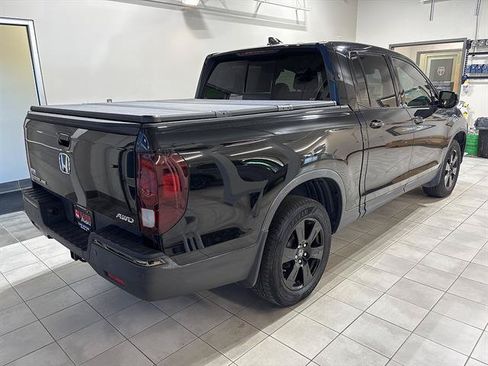 Used 2017 Honda Ridgeline Black Edition image 4