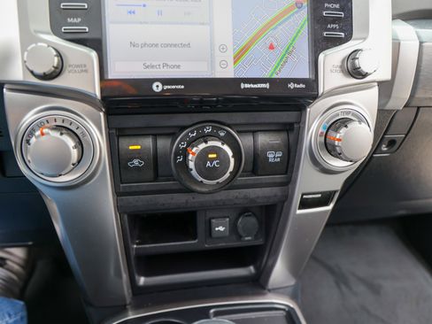 Used 2022 Toyota 4Runner SR5 Premium w/ Moonroof Package image 26