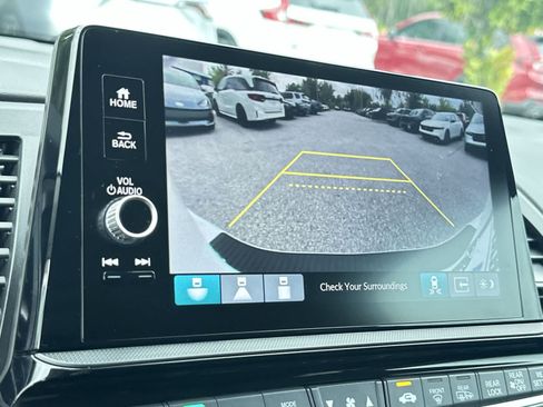 Used 2025 Honda Odyssey Elite image 20
