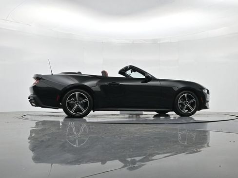 Used 2024 Ford Mustang Premium RWD image 37