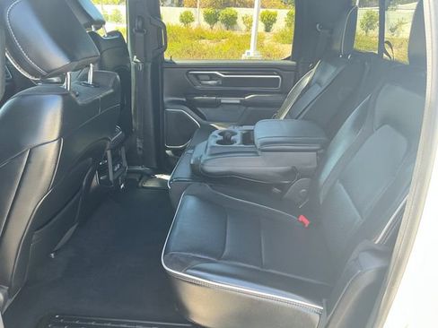 Used 2025 RAM 1500 Laramie AWD/4WD image 28
