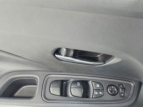 Certified 2025 Nissan Versa SV w/ Trunk Package FWD image 20