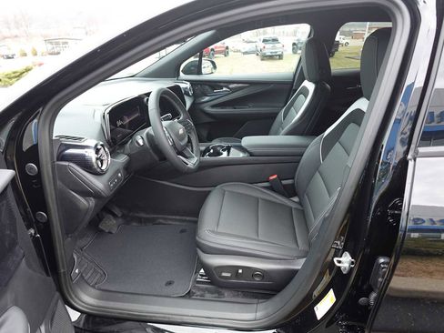 New 2025 Chevrolet Blazer EV LT AWD/4WD image 14