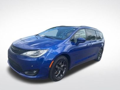 Used 2020 Chrysler Pacifica Touring-L