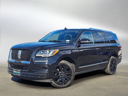 Used 2024 Lincoln Navigator L Reserve w/ Equipment Group 201A