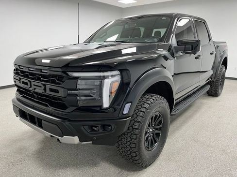 Used 2025 Ford F150 Raptor AWD/4WD image 4