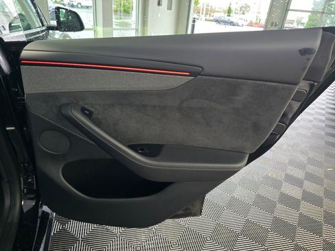 Used 2026 Tesla Model Y Premium image 45