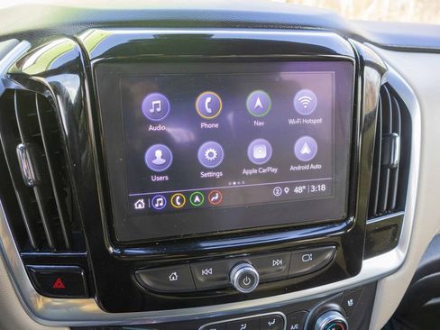 Used 2022 Chevrolet Traverse Premier image 19