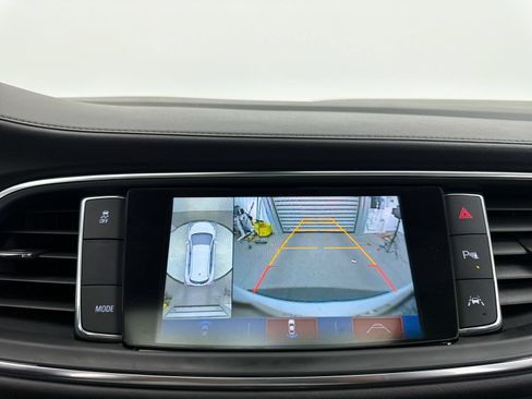 Used 2019 Buick Enclave Avenir w/ Avenir Technology Package FWD image 11