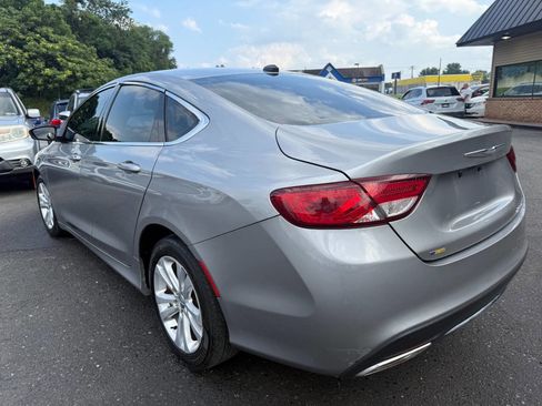 Used 2015 Chrysler 200 Limited w/ Convenience Group image 7