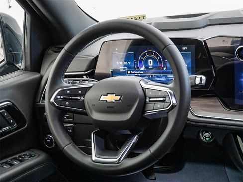 New 2026 Chevrolet Suburban LS w/ LPO, Dark Essentials Package image 17