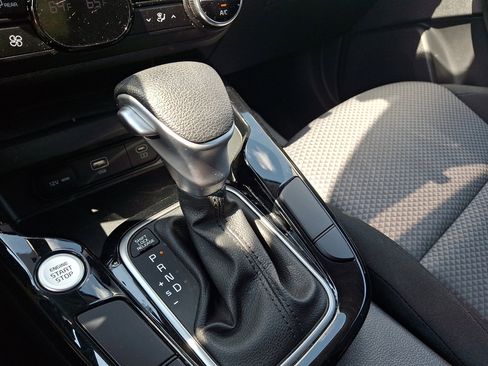 Used 2023 Kia Soul S FWD image 32