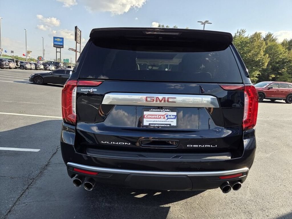 Used 2022 GMC Yukon Denali AWD/4WD image 4