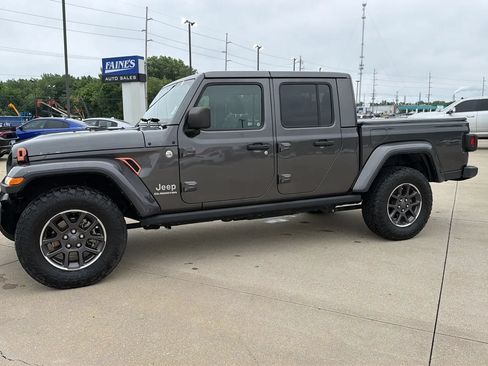 Used 2021 Jeep Gladiator Overland w/ Popular Equipment Package AWD/4WD image 6