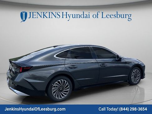 New 2026 Hyundai Sonata SEL FWD image 5