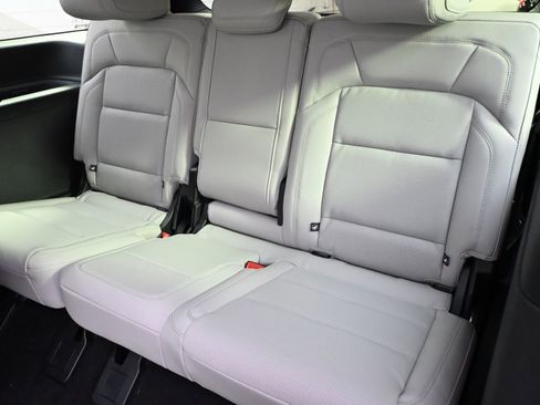 New 2026 Lincoln Navigator Reserve AWD/4WD image 21