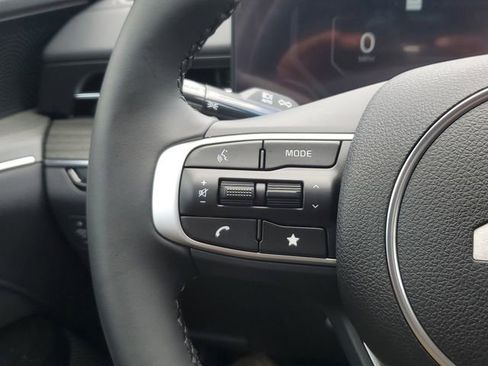 New 2025 Kia K5 EX FWD image 19