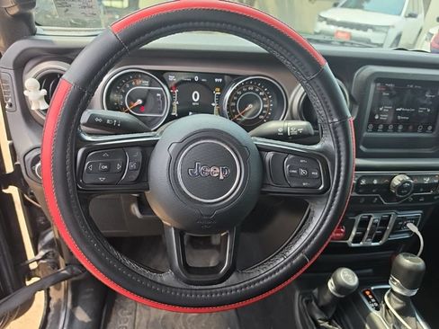 Used 2021 Jeep Gladiator Mojave AWD/4WD image 20