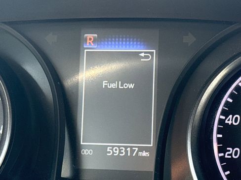 Used 2023 Toyota Camry SE FWD image 30