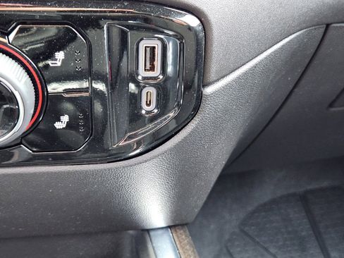 Certified 2022 Chevrolet Silverado 1500 RST w/ Z71 Off-Road Package image 15