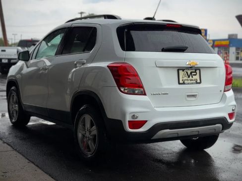 Used 2018 Chevrolet Trax LT AWD/4WD image 4