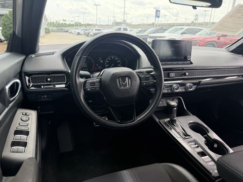 Used 2023 Honda Civic Sport image 24